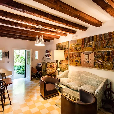 Residenza D'epoca Quattro Fontane 4*
