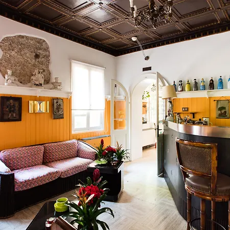 Residenza D'epoca Quattro Fontane Hotel 4*