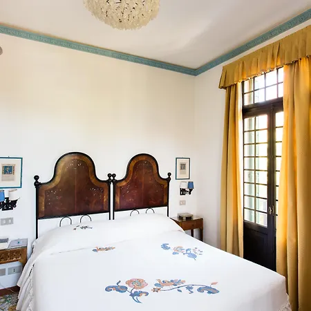 Otel Residenza D'epoca Quattro Fontane