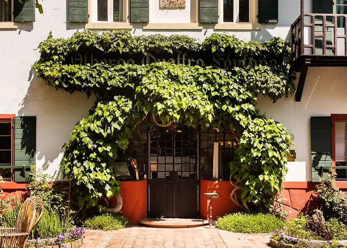 Hotell Residenza D'epoca Quattro Fontane 4*