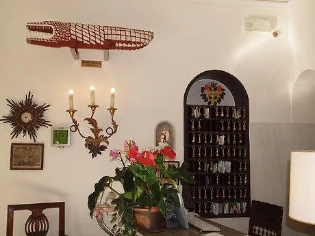 Residenza D'epoca Quattro Fontane Hotell 4*