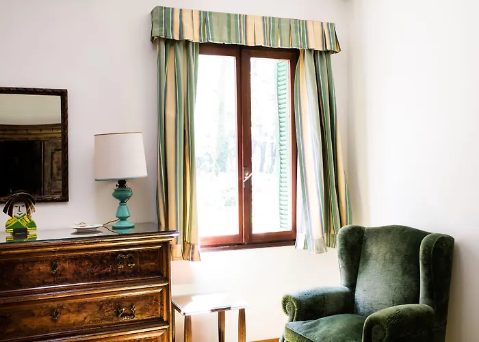 Residenza D'epoca Quattro Fontane Hotell 4*