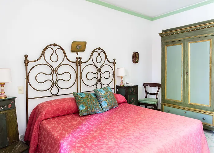 Residenza D'epoca Quattro Fontane 4*