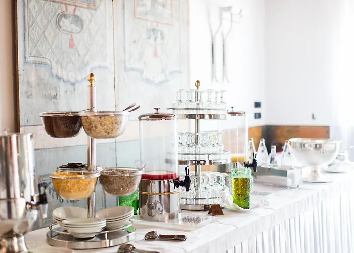 Hotell Residenza D'epoca Quattro Fontane 4*