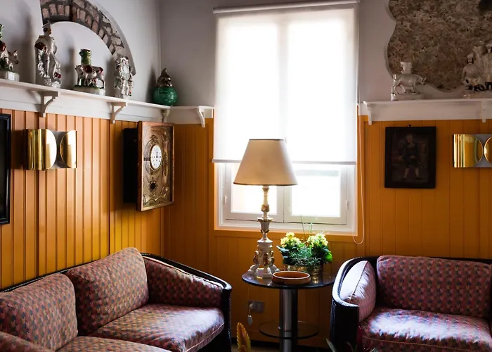 Residenza D'epoca Quattro Fontane 4*